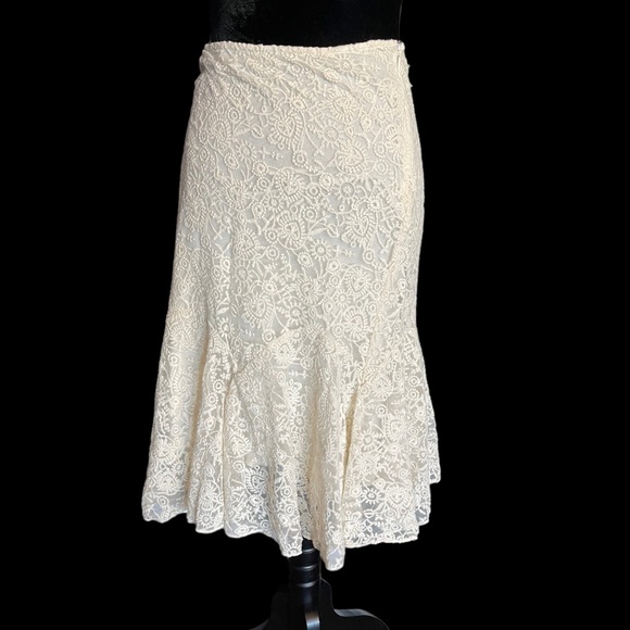 Ralph Lauren Lauren Cream Lace Skirt - Picture 8 of 8